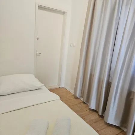 滨海公寓 斯普利特